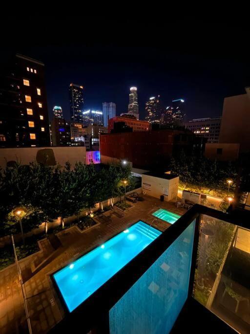 ロサンゼルスDowntown Paradise Escape With 2 Pools / Hot Tubsアパートメント エクステリア 写真