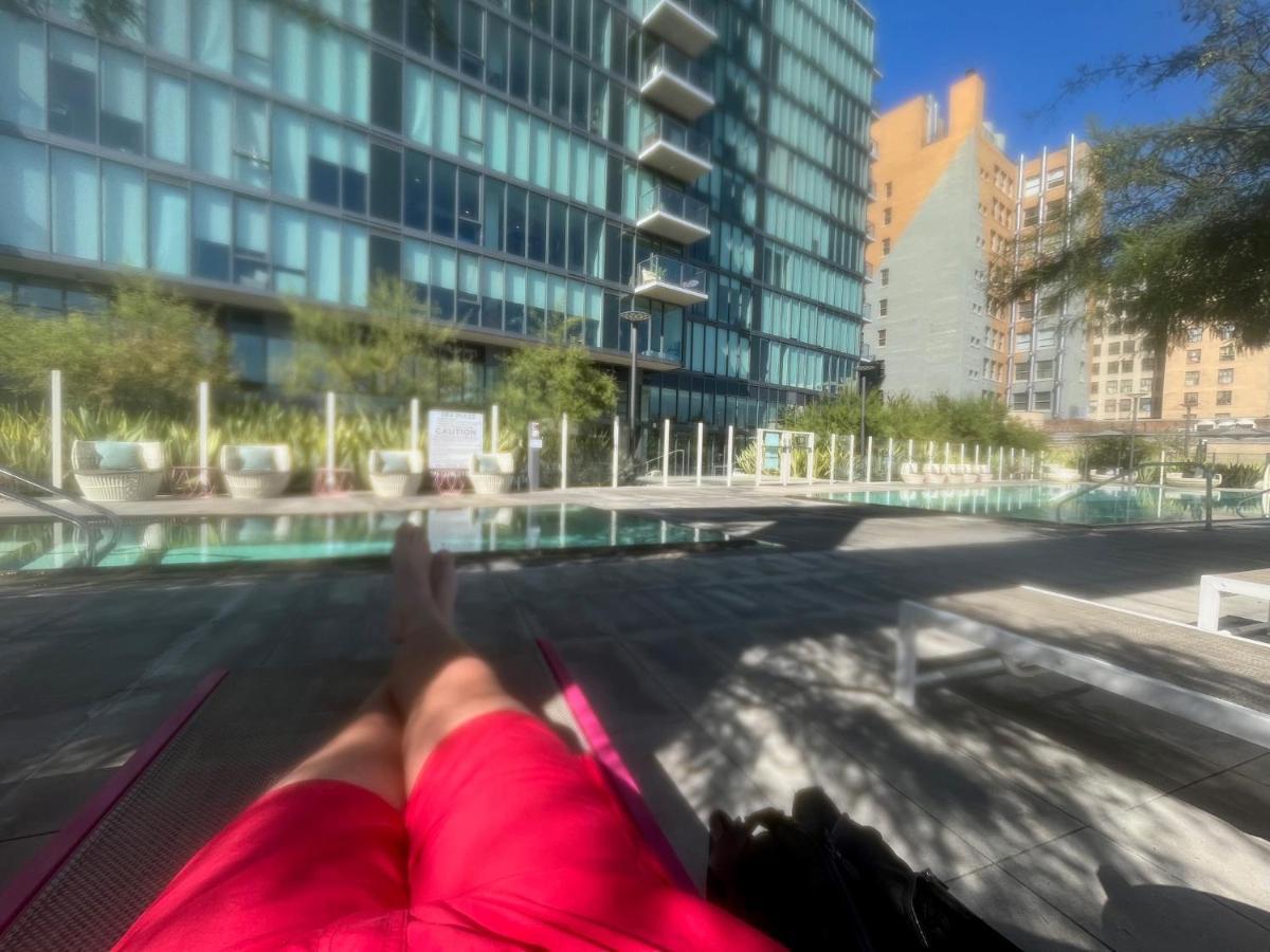 ロサンゼルスDowntown Paradise Escape With 2 Pools / Hot Tubsアパートメント エクステリア 写真